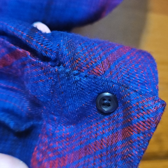 Rails Hunter Plaid Button-Up Flannel Shirt - Picture 7 of 11